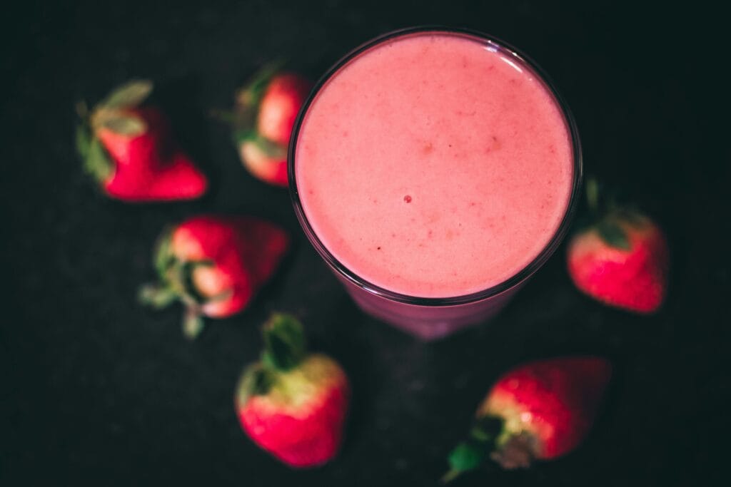 Suco Detox Morango, Limão e Hortelã